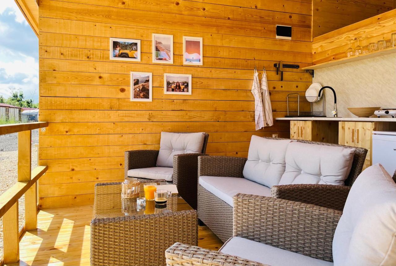 Cozyhut Бунгало Под Наем チェルノモレツ エクステリア 写真
